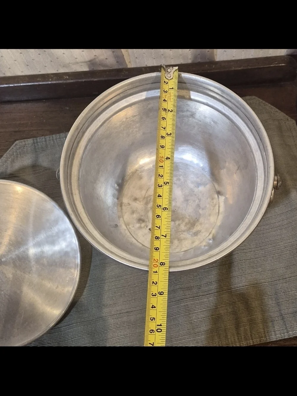 Vtg Mid Century Hammered Aluminum Ice Bucket Made in Italy 501 Lidded